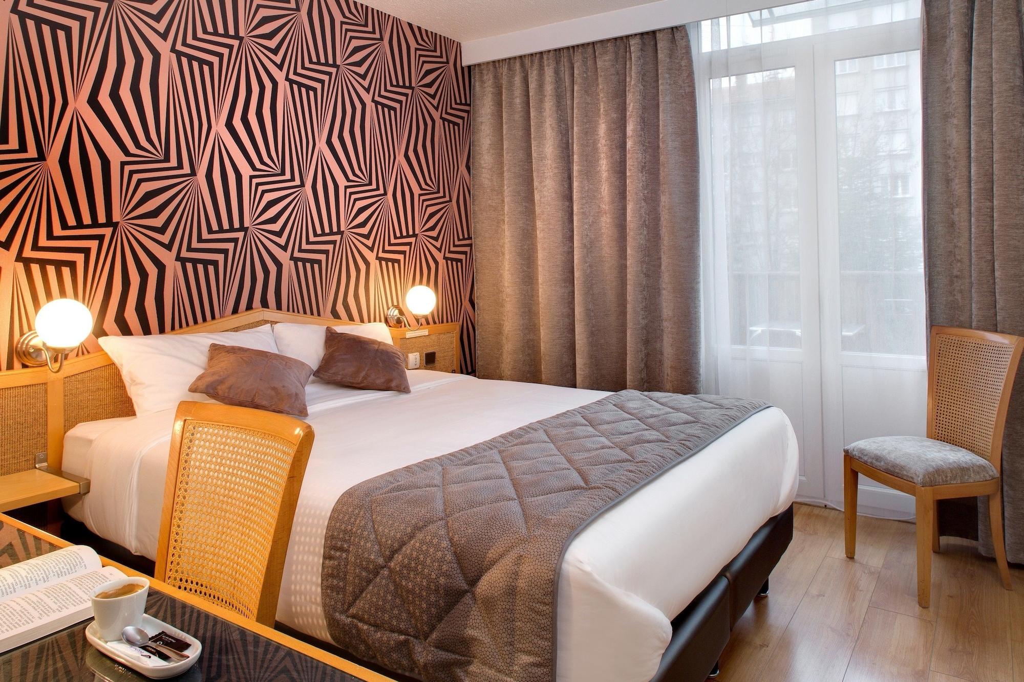 Logis Hotel Du Midi - Saint Etienne Sud Exteriör bild