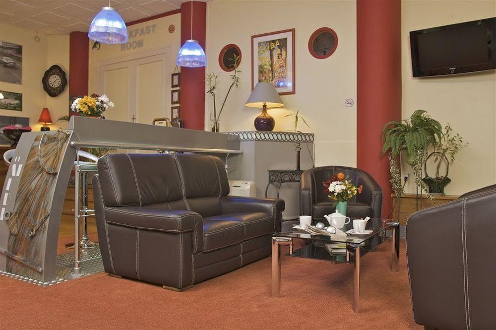 Logis Hotel Du Midi - Saint Etienne Sud Exteriör bild